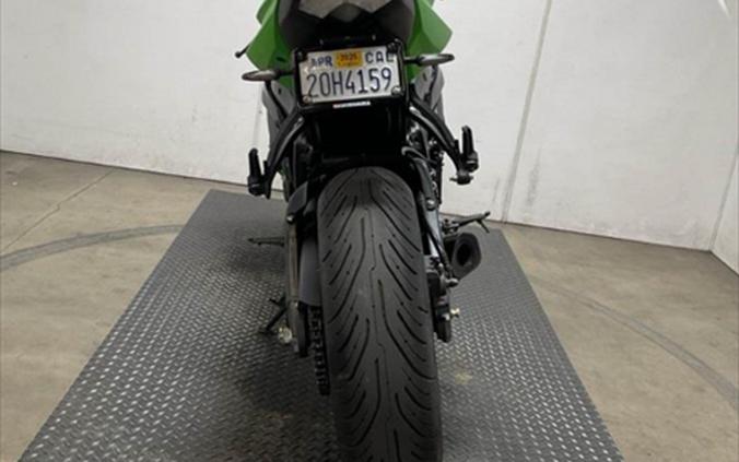 2011 Kawasaki Ninja® ZX™-6R