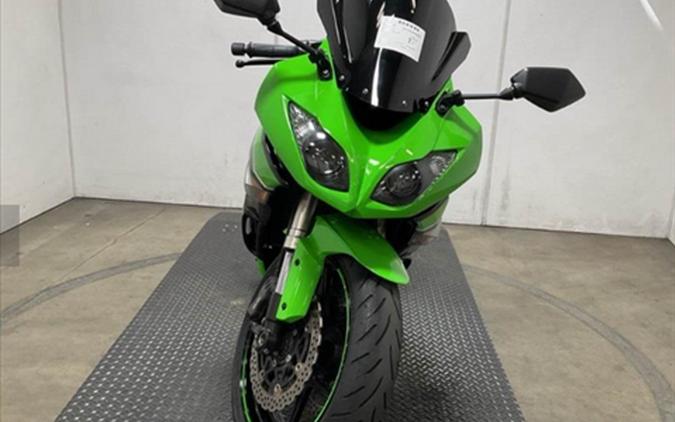 2011 Kawasaki Ninja® ZX™-6R