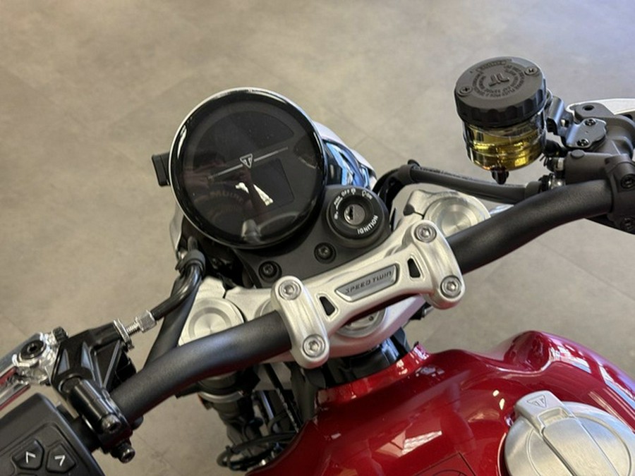 2025 Triumph Speed Twin 1200 Carnival RedSapphire Black