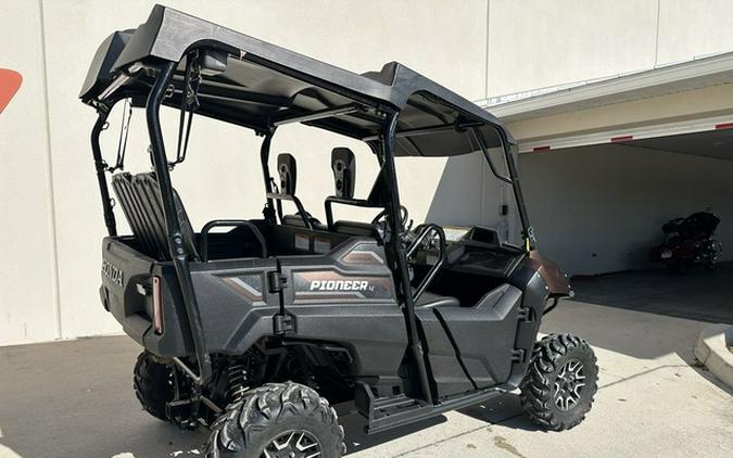 2021 Honda Pioneer 700-4 Deluxe