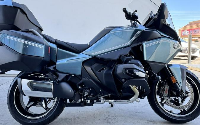 2026 BMW R 1300 RT Option 719 Camargue
