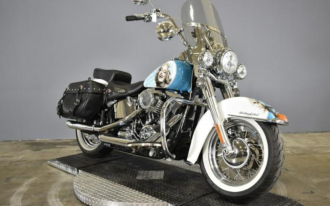 2017 Harley-Davidson Heritage Softail Classic Two-Tone Crushed Ice Pearl/Frosted Teal Pearl