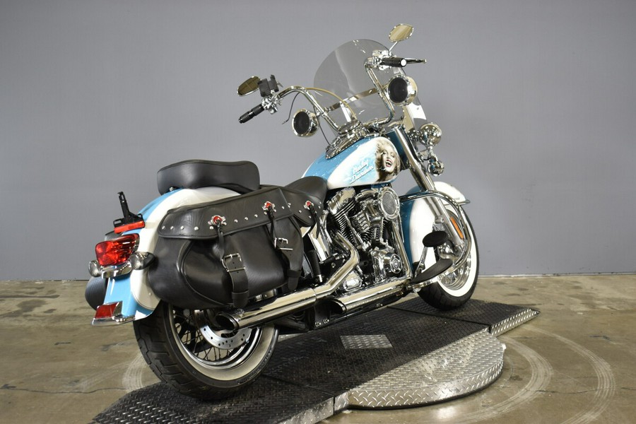 2017 Harley-Davidson Heritage Softail Classic FLSTC