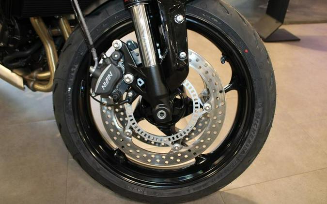 2026 Triumph Trident 660 Stone grey