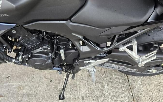 2026 Honda CB750 Hornet E-Clutch
