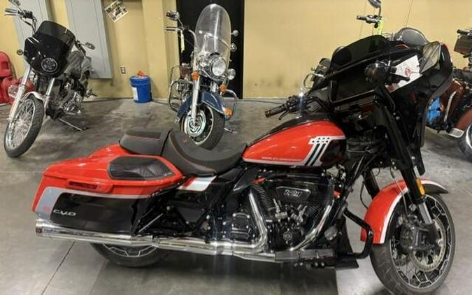 FLHXSE 2024 CVO™ Street Glide®