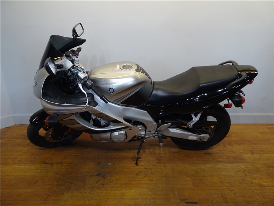 2003 Yamaha YZF600