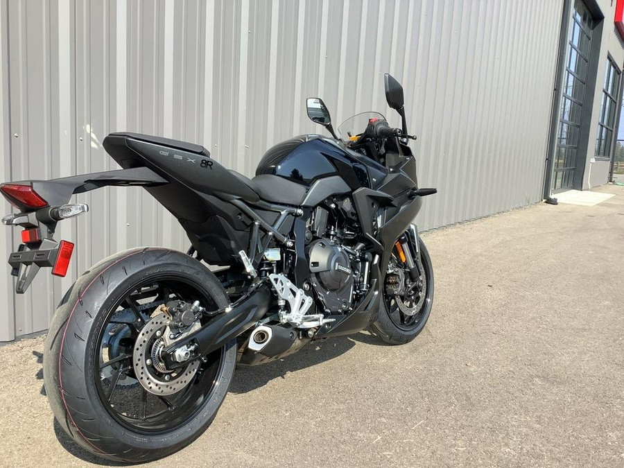 2025 Suzuki GSX-8R