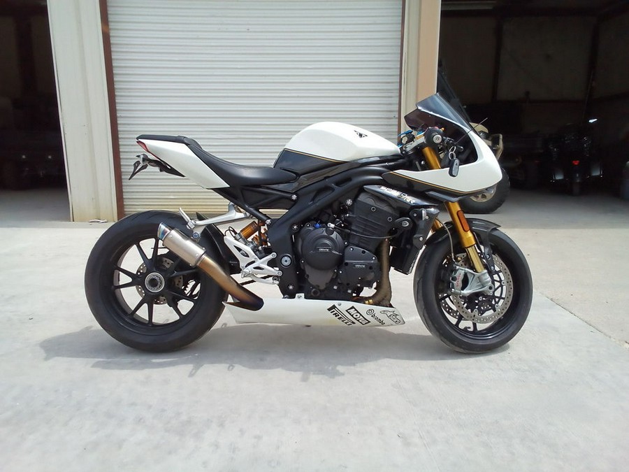 2022 Triumph Speed Triple 1200 RR