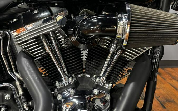 2012 HD FXS103 BIG BLUE/V BLK W/ PINSTRIPE