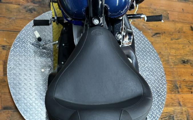 2012 HD FXS103 BIG BLUE/V BLK W/ PINSTRIPE