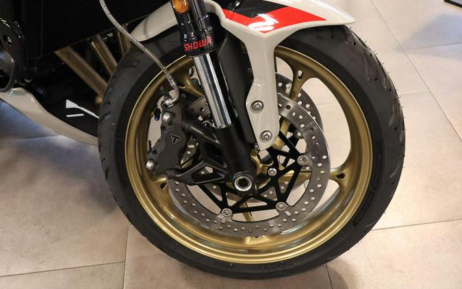 2026 Triumph Trident 800 Jet black