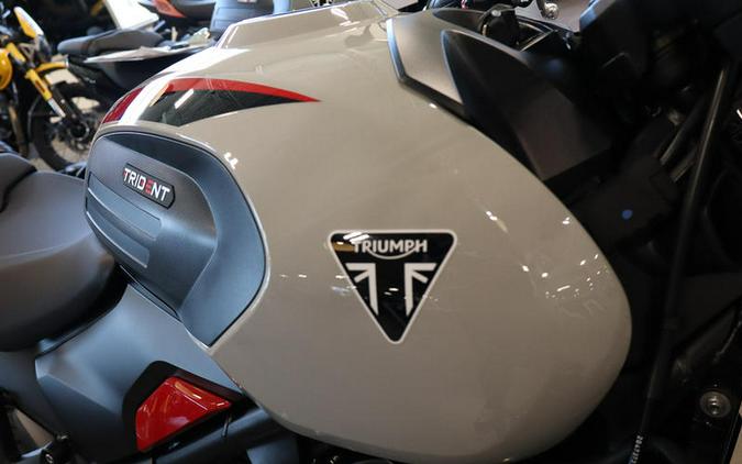 2026 Triumph Trident 800 Jet black