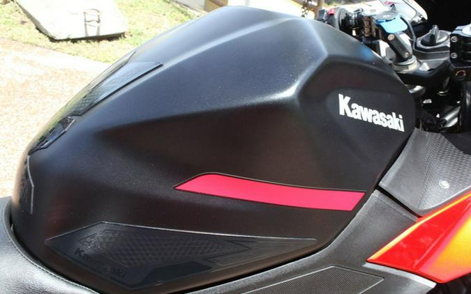 2025 Kawasaki Ninja 500 SE ABS