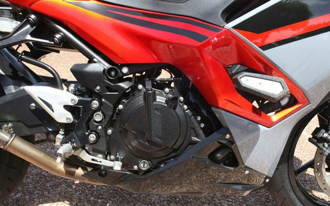 2025 Kawasaki Ninja 500 SE ABS
