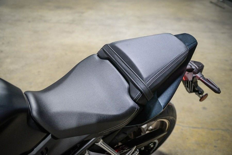 2026 Honda CB650R E-Clutch
