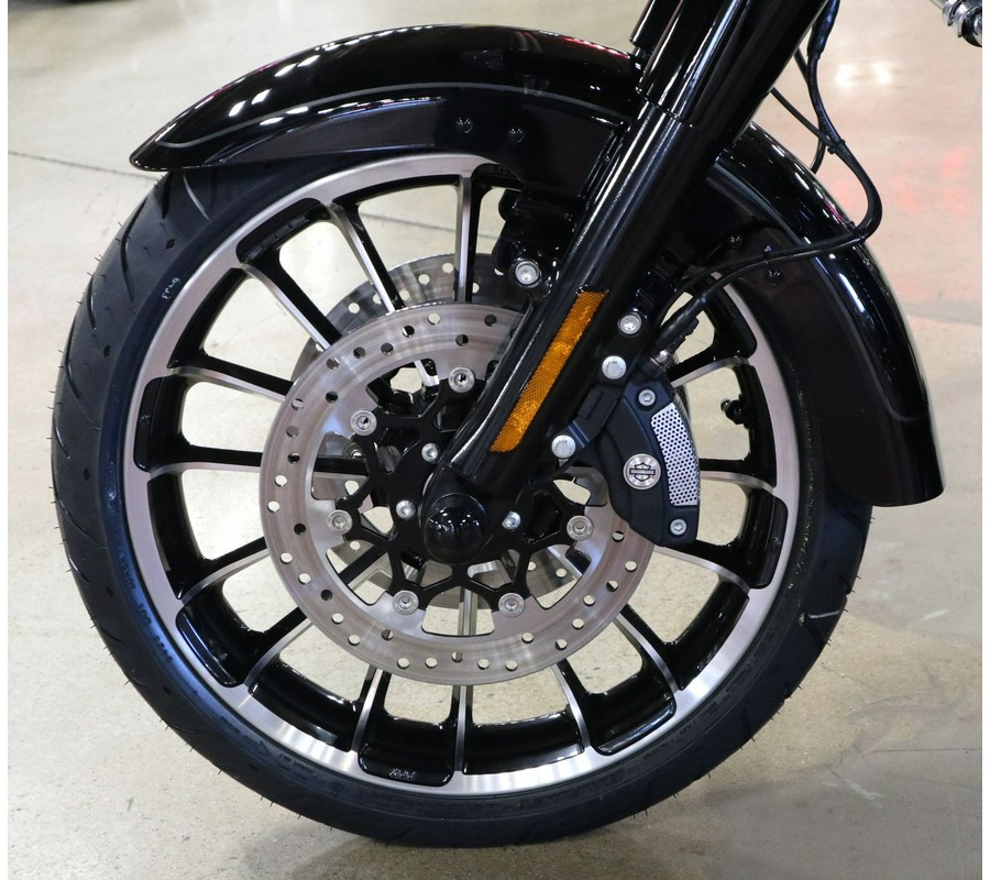 2023 Harley-Davidson Road Glide® 3