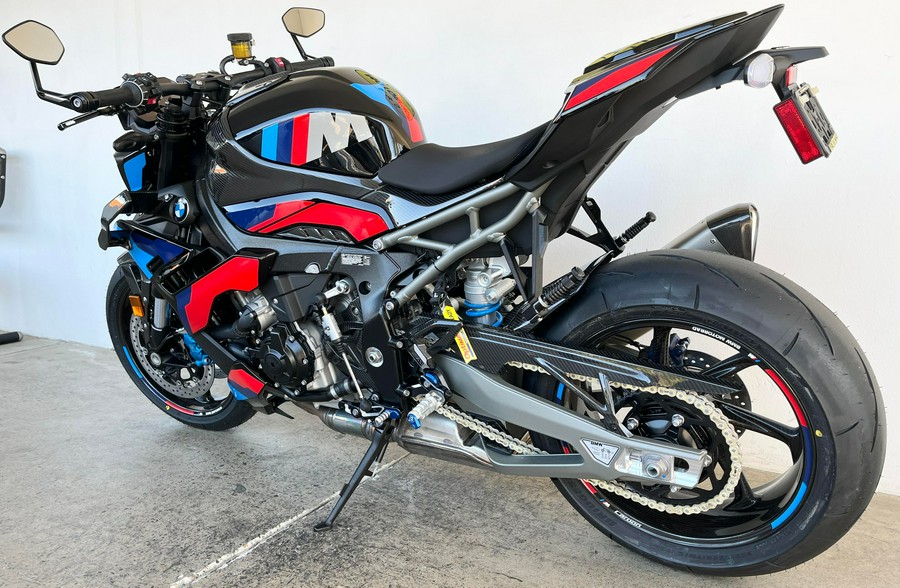 2026 BMW M1000R