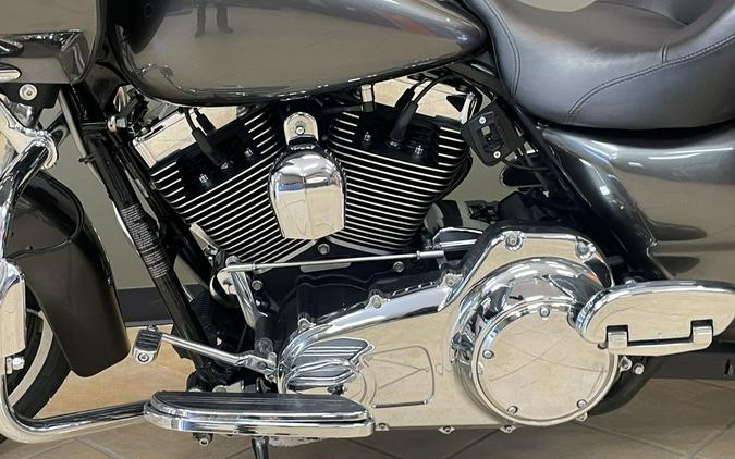 2010 Harley-Davidson Road Glide® Custom Base