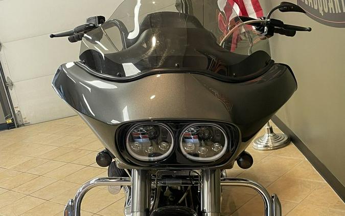 2010 Harley-Davidson Road Glide® Custom Base