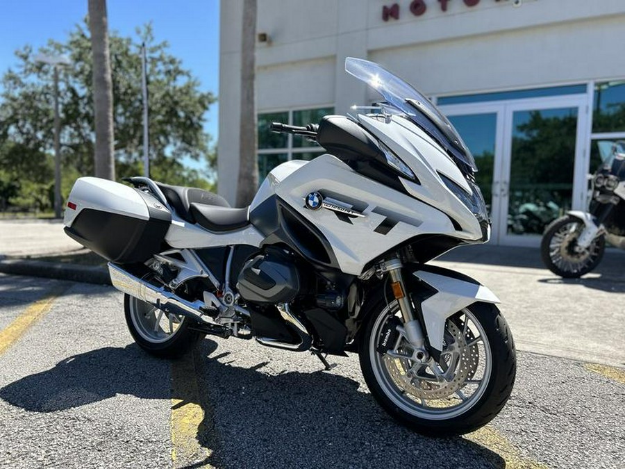 2024 BMW R 1250 RT Alpine White 3