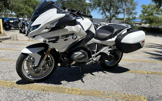 2024 BMW R 1250 RT Alpine White 3