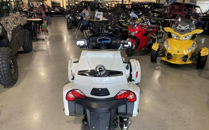 2018 Can-Am® Spyder® RT Limited Chrome