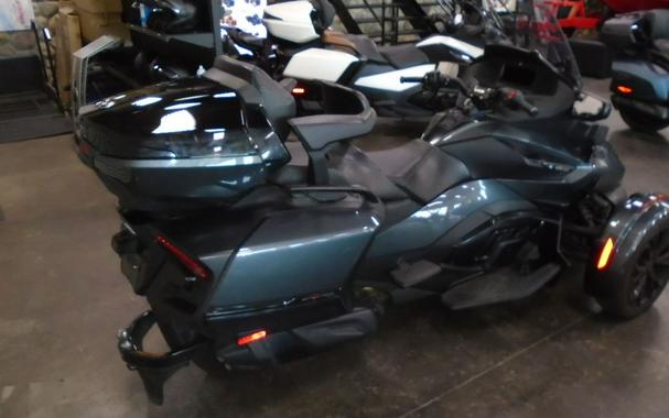 2020 Can-Am® Spyder® RT Limited Dark