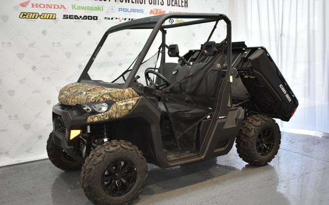 2023 Can-Am™ Defender DPS HD9