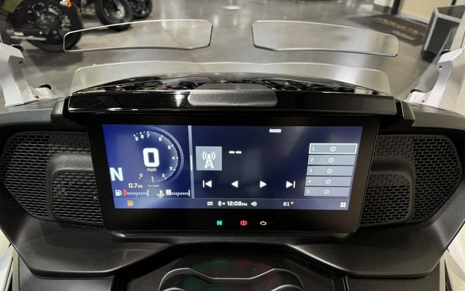 2026 Can-Am® Spyder F3 Limited Platine