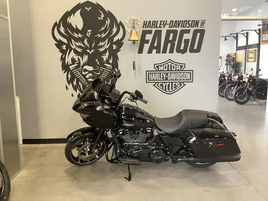 2025 Harley-Davidson® FLTRX - Road Glide®