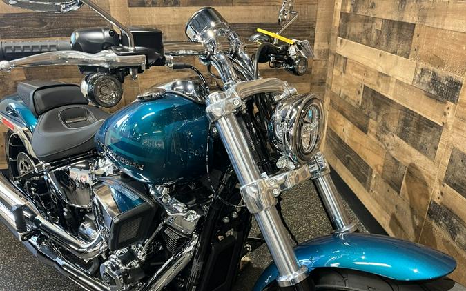 2026 Harley-Davidson® Breakout® Teal Thunder Chrome Trim FXBR