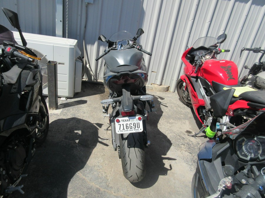 2025 KAWASAKI NINJA ZX-6R