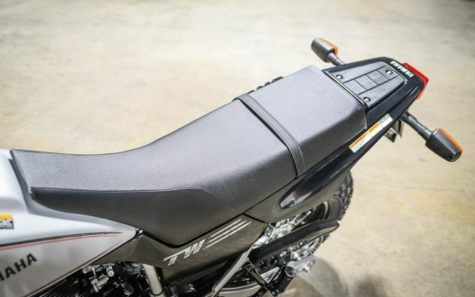 2027 Yamaha TW200