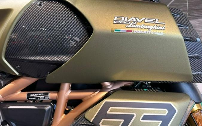 2021 Ducati Diavel 1260 Lamborghini Gea Green