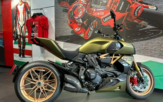 2021 Ducati Diavel 1260 Lamborghini Gea Green