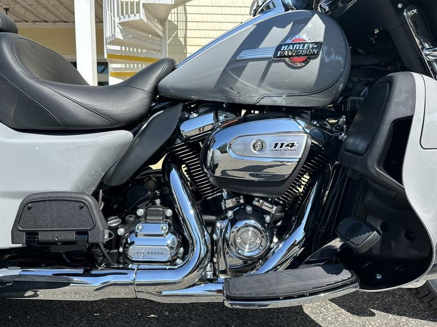 2024 Harley-Davidson® FLHTCUTG - Tri Glide® Ultra