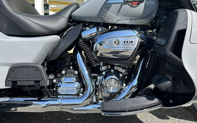 2024 Harley-Davidson® FLHTCUTG - Tri Glide® Ultra