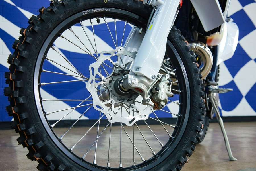 2025 Husqvarna Motorcycles TX 300