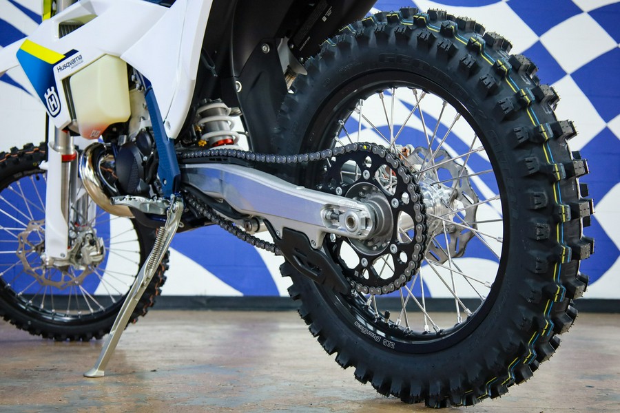 2025 Husqvarna Motorcycles TX 300