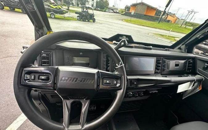 2026 Can-Am® Defender Limited HD11 Desert Tan & Carbon Black