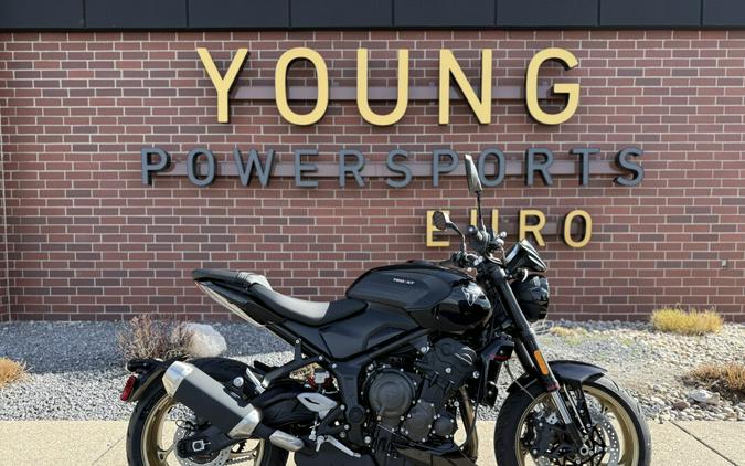 2026 Triumph Trident 800 BLACK