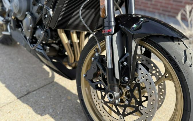 2026 Triumph Trident 800 BLACK