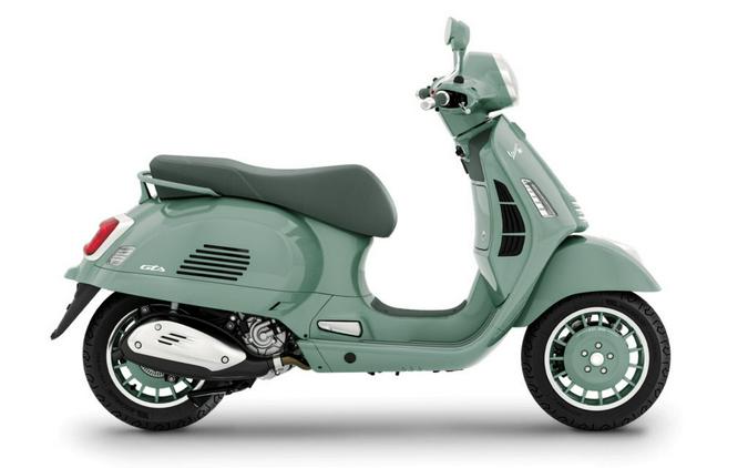 0 Vespa GTS 310 80th Anniversary - NOW IN STOCK!