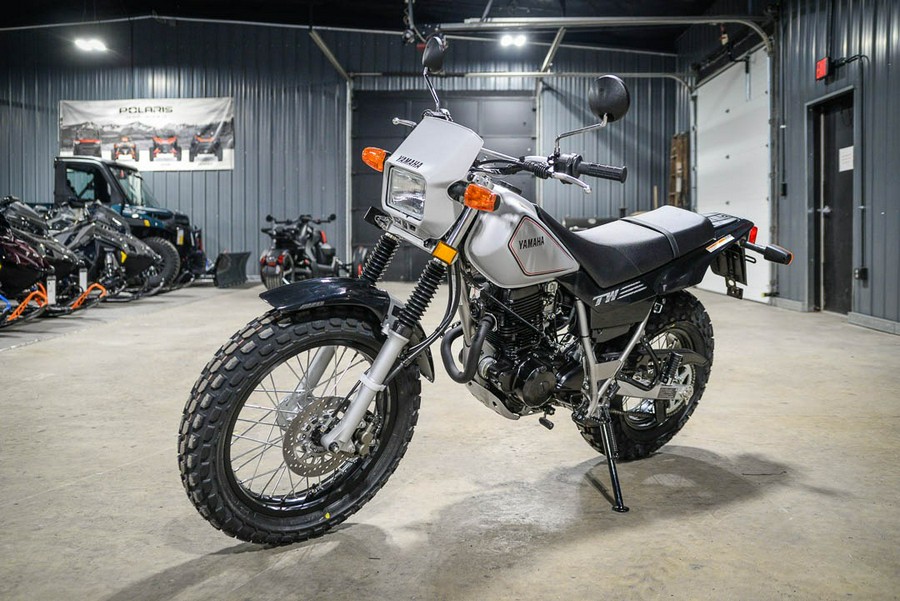 2027 Yamaha TW200
