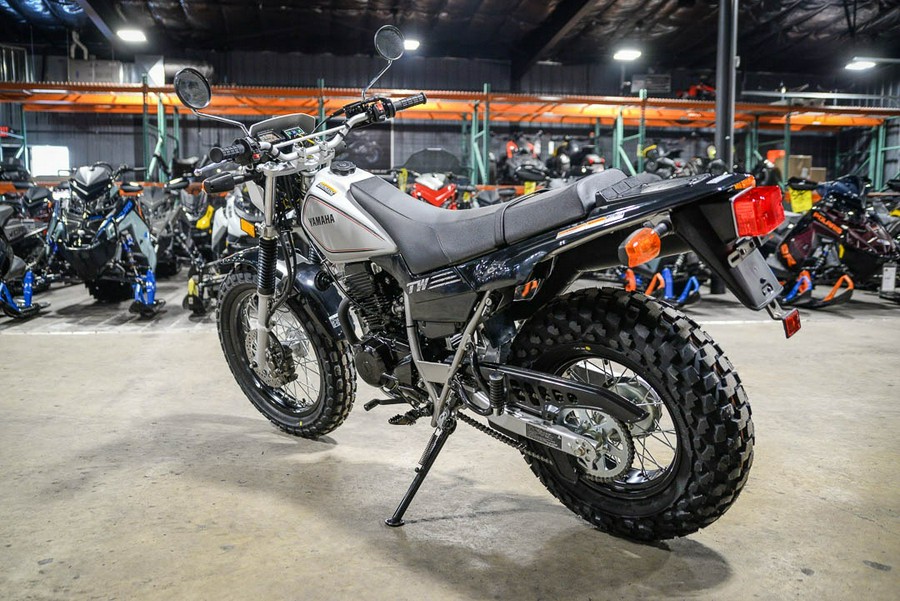 2027 Yamaha TW200