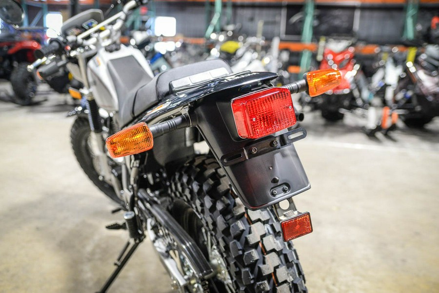 2027 Yamaha TW200