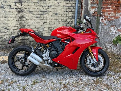 2020 Ducati SuperSport S Touring Review | Filling the Gap