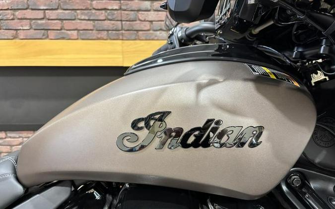 2025 Indian Motorcycle® Roadmaster® PowerPlus Dark Horse® 112 w/PowerBand Nara Bronze Smoke