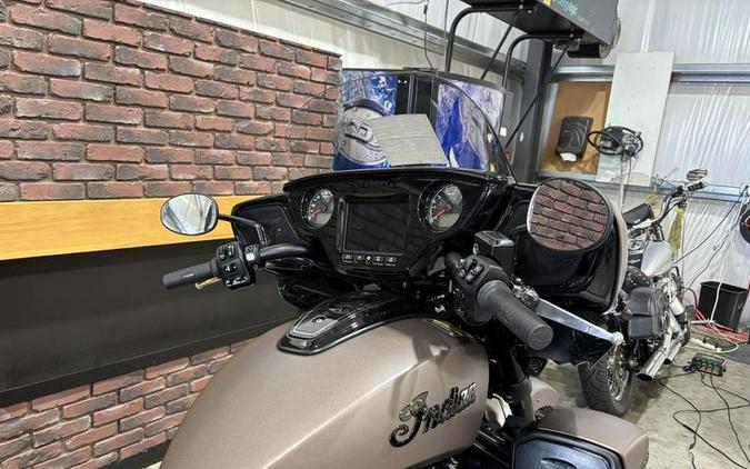 2025 Indian Motorcycle® Roadmaster® PowerPlus Dark Horse® 112 w/PowerBand Nara Bronze Smoke